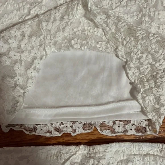 NWOT Bailey rose set - Picture 6 of 9